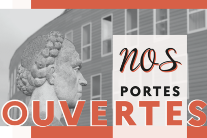 visuel avec en fond un buste de statue et un bâtiment en noir et blanc, et écrit "nos portes ouvertes" - Agrandir l'image, fenêtre modale