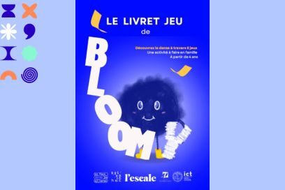 affiche de Bloomy le personnage du livretjeu, sortede boule bleu sombre souriante qui fait penser à un personnage de livre-jeunesse - Agrandir l'image, fenêtre modale
