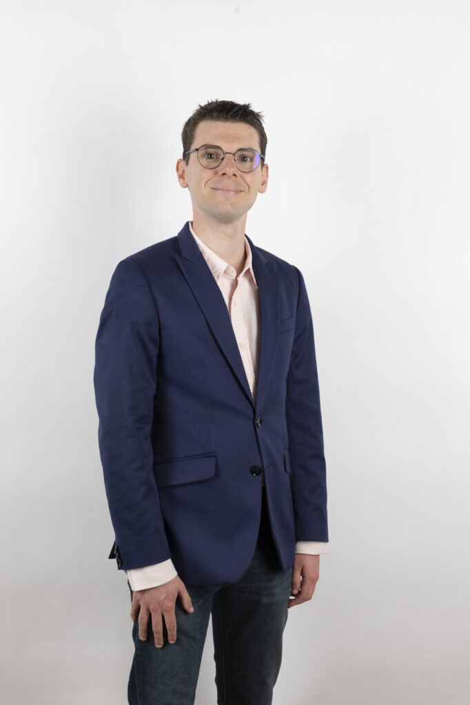 Photo portrait de Julien Huart - Agrandir l'image, fenêtre modale