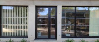 Photo de l'entrée de la maison des associations