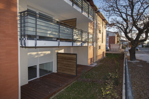 Extérieurs d'appartements avec terrasses