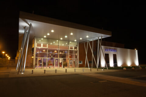 Photo de l'entrée du Phare de nuit