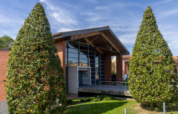 Photo de l'entrée de la Médiathèque