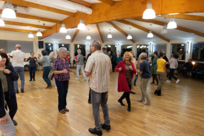 Lire la vidéo 4 sur 29, fenêtre modale