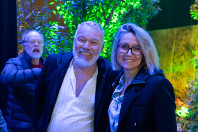 Photo d'un homme et d'une femme qui sourient à l'objectif - Agrandir l'image 4 sur 22, fenêtre modale