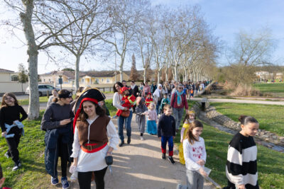 Agrandir l'image 8 sur 18, fenêtre modale