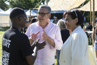 Le Maire discute - Agrandir l'image 8 sur 20, fenêtre modale