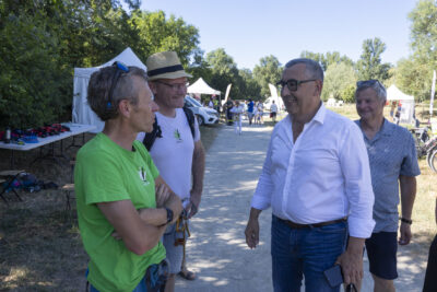 Agrandir l'image 3 sur 15, fenêtre modale