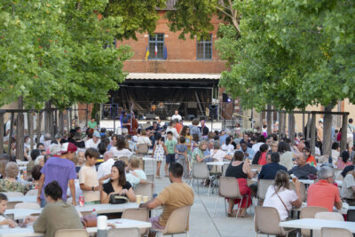 Agrandir l'image 10 sur 17, fenêtre modale